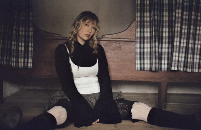 DEB FOAM PRESENTS CRAZY GIRL SHIT — ALICE — 01.11.25